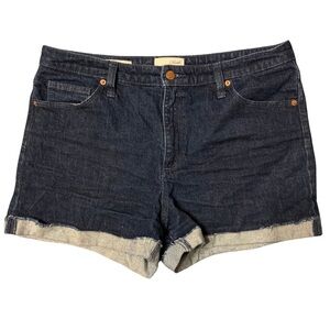 Women’s Universal Thread size 14/32R Vintage MIDI dark wash summer jean shorts